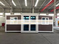 Nhà container mở rộng 40ft với không gian sống 72m2, kích thước gấp 11800 × 6220 × 2480mm và mái nhà bằng thép