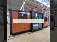 Nhà lắp ghép có thể mở rộng với tải trọng sàn 2 KN/m2, sơn chống thấm, các cạnh được bịt kín và kích thước có thể tùy chỉnh