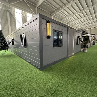 12kw tiêu thụ điện 40ft Nhà chứa mở rộng cho 3-6 người với hệ thống điện và hệ thống ngắt mạch
